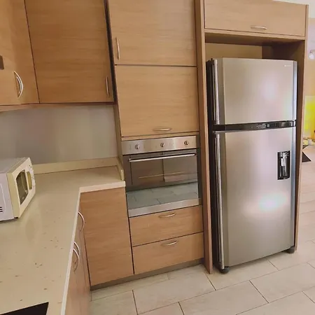 Ocean View * Paralímni